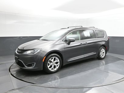 Used 2019 Chrysler Pacifica Limited