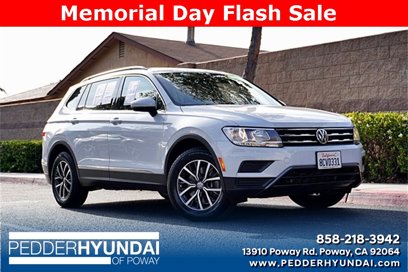 Used 2018 Volkswagen Tiguan SE w/ Panoramic Sunroof Package