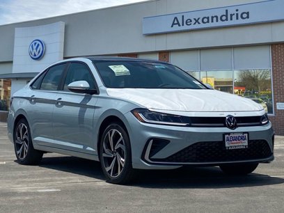 New 2025 Volkswagen Jetta SEL