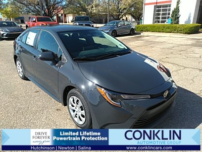 New 2025 Toyota Corolla LE