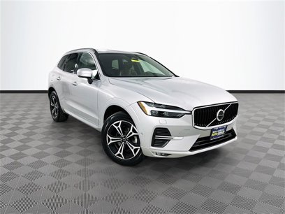 Used 2022 Volvo XC60 B5 Momentum w/ Advanced Package