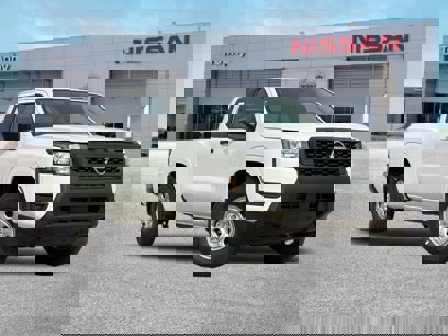 New 2025 Nissan Frontier S