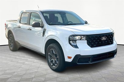 New 2025 Ford Maverick XLT