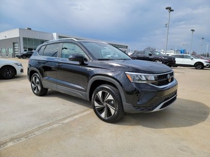 New 2024 Volkswagen Taos SE