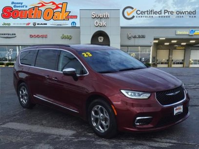 Certified 2023 Chrysler Pacifica Limited