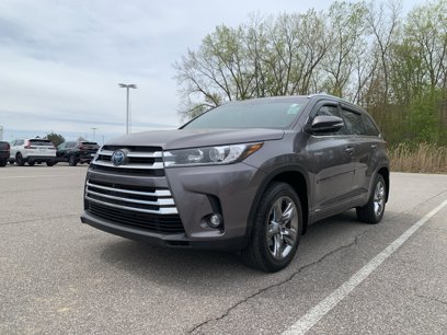 Used 2019 Toyota Highlander Limited Platinum