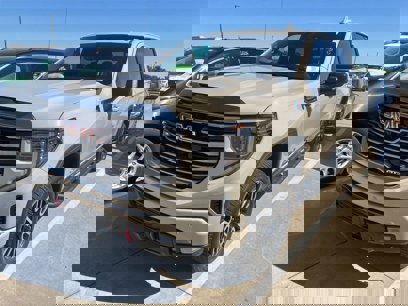 Used 2022 GMC Sierra 1500 AT4 w/ AT4 Premium Package