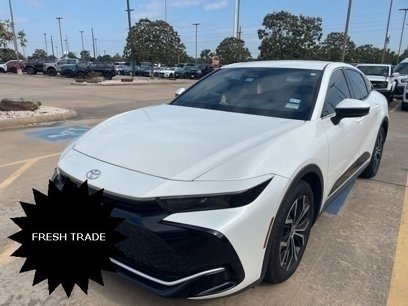 Used 2023 Toyota Crown XLE