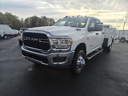 New 2024 RAM 3500 SLT w/ Quick Order Package 2YG SLT