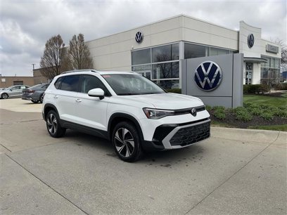 New 2025 Volkswagen Taos SE