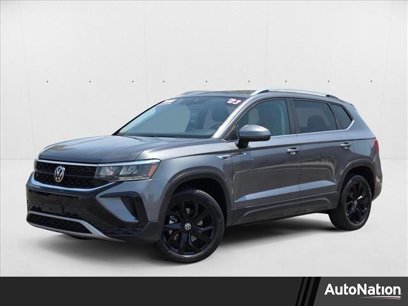 Certified 2023 Volkswagen Taos SE w/ Panoramic Sunroof Package