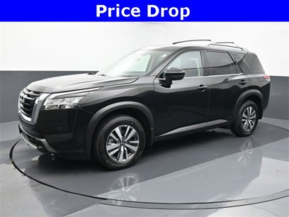 Used 2024 Nissan Pathfinder SL w/ Cargo Package