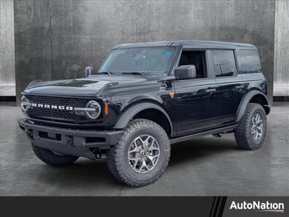 New 2025 Ford Bronco Badlands w/ Black Appearance Package