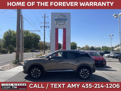 New 2025 Nissan Kicks SV
