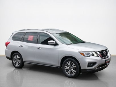 Used 2019 Nissan Pathfinder SL