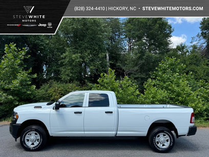 New 2024 RAM 3500 Tradesman w/ Snow Chief Group