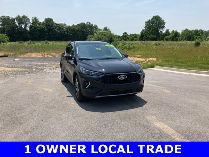 Certified 2023 Ford Escape Platinum w/ Premium Technology Package