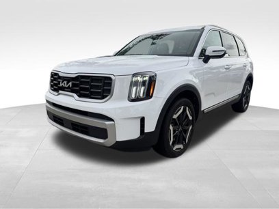 Used 2023 Kia Telluride S w/ S Sunroof Package