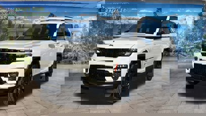 New 2025 Jeep Grand Cherokee Limited w/ Black Appearance Package