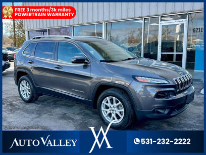Used 2017 Jeep Cherokee Latitude w/ Safety/Convenience Group