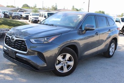 Used 2023 Toyota Highlander L