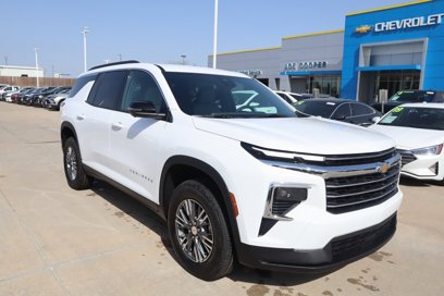 New 2025 Chevrolet Traverse LT w/ Driver Confidence Package