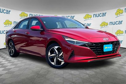 Used 2023 Hyundai Elantra SEL w/ Convenience Package