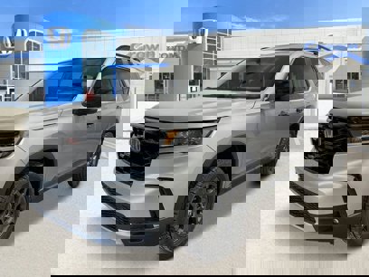 New 2025 Honda Pilot TrailSport