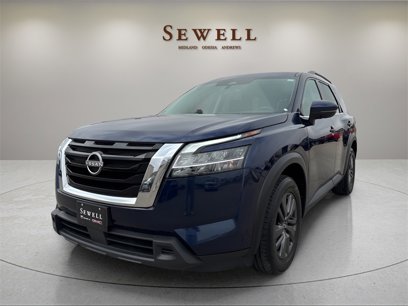 Used 2022 Nissan Pathfinder SV
