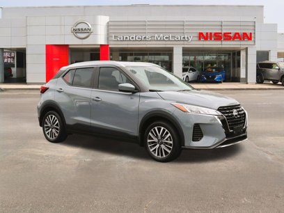 Used 2023 Nissan Kicks SV