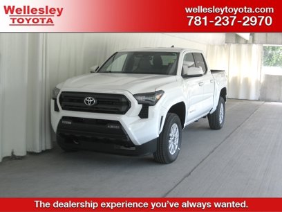 New 2025 Toyota Tacoma SR5
