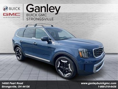 Used 2023 Kia Telluride S w/ S Sunroof Package