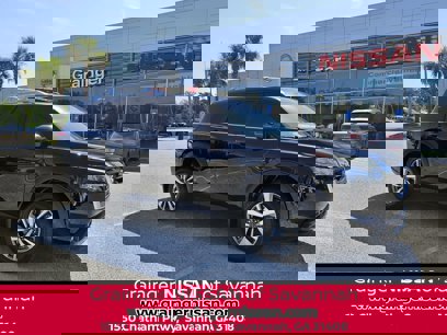 Used 2023 Nissan Pathfinder SL