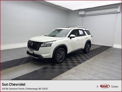 Used 2024 Nissan Pathfinder SL w/ SL Premium Package
