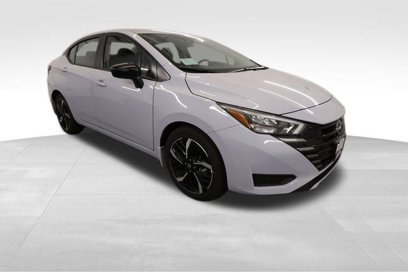 New 2025 Nissan Versa SR w/ Electronics Package
