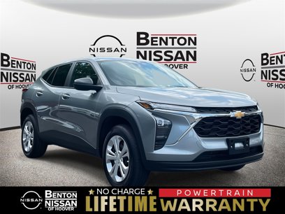 Used 2025 Chevrolet Trax LS w/ Driver Confidence Package