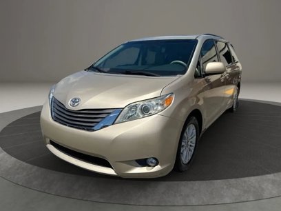 Used 2014 Toyota Sienna XLE
