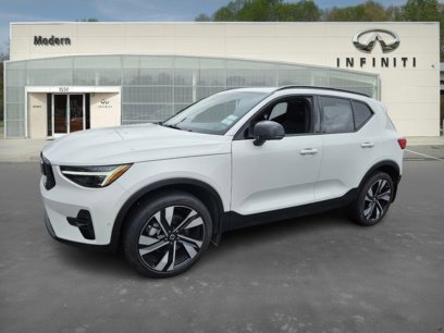 Used 2024 Volvo XC40 B5 Ultimate w/ Protection Package Premier