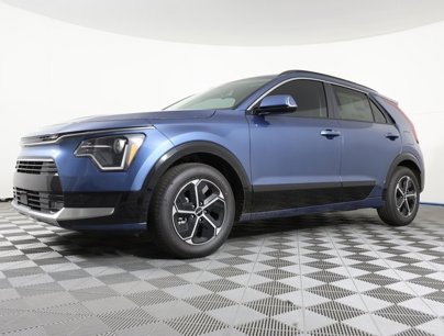 New 2025 Kia Niro SX