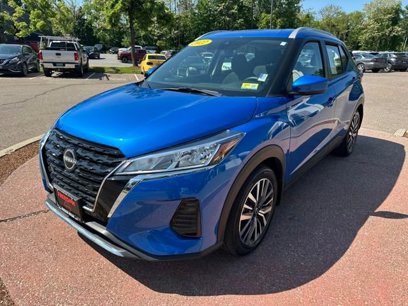 Used 2022 Nissan Kicks SV