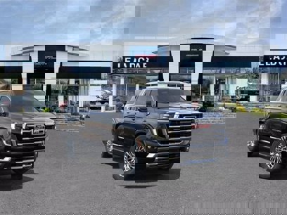 New 2025 GMC Yukon Elevation