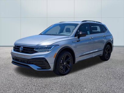 Certified 2024 Volkswagen Tiguan SE R-Line