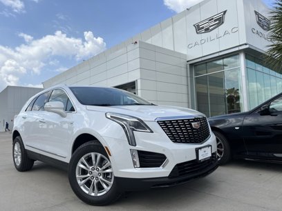 New 2025 Cadillac XT5 Luxury