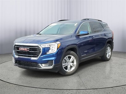 Used 2022 GMC Terrain SLE w/ Driver Convenience Package