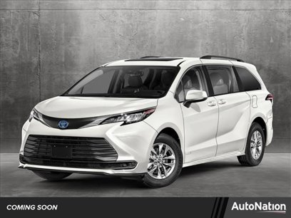 New 2025 Toyota Sienna LE