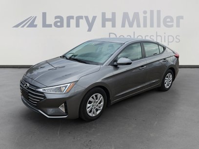 Used 2020 Hyundai Elantra SE w/ Cargo Package (C1)