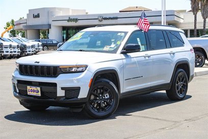 Used 2024 Jeep Grand Cherokee L Laredo