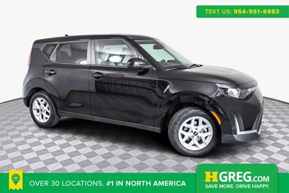 Used 2025 Kia Soul LX w/ LX Technology Package