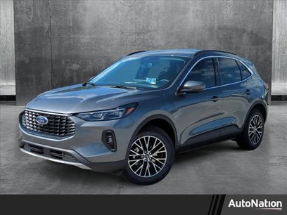 New 2025 Ford Escape SE w/ PHEV Premium Package