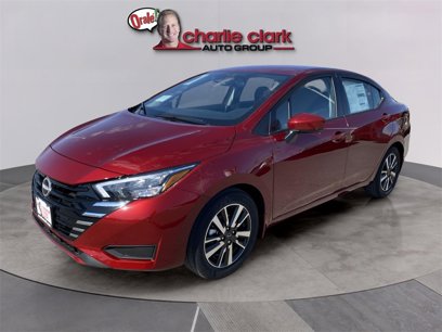 New 2025 Nissan Versa SV w/ Trunk Package